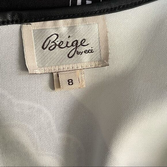 Beige by eci B&W Mixed Print Scuba Sheath Dress Size 8 - Picture 11 of 14